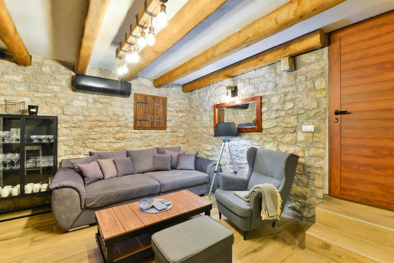 Stone Villa Didovi Snovi With Heated Pool Lisane Ostrovicke Kültér fotó